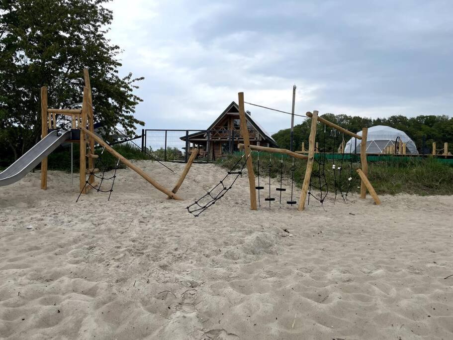 Tiny Beach House Heated And Airconditioned Wapnica  Exterior photo